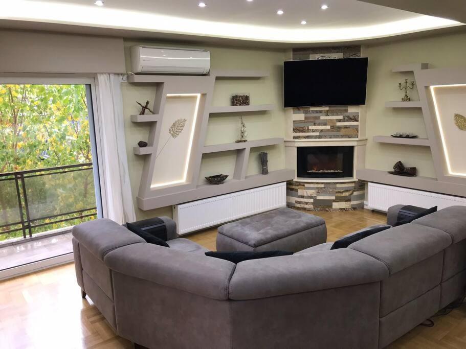 Finer Things Flisvos Beach Condo In Palaio Faliro Athén Kültér fotó