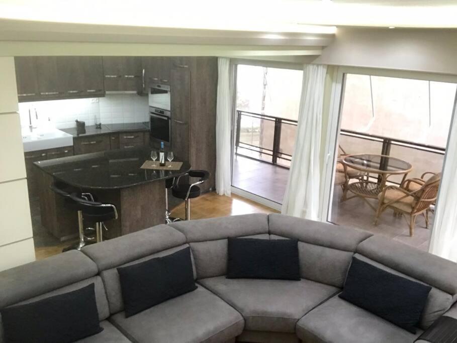 Finer Things Flisvos Beach Condo In Palaio Faliro Athén Kültér fotó